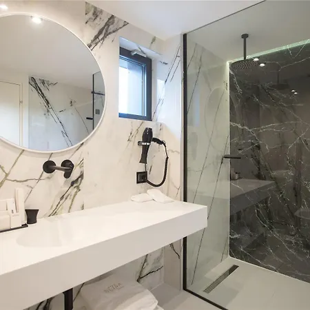 Отель Elisa Affiliated By Melia Тирана